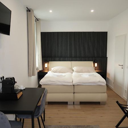 Toka Rooms - An Der Regiobahn เมทท์มานน์ ภายนอก รูปภาพ