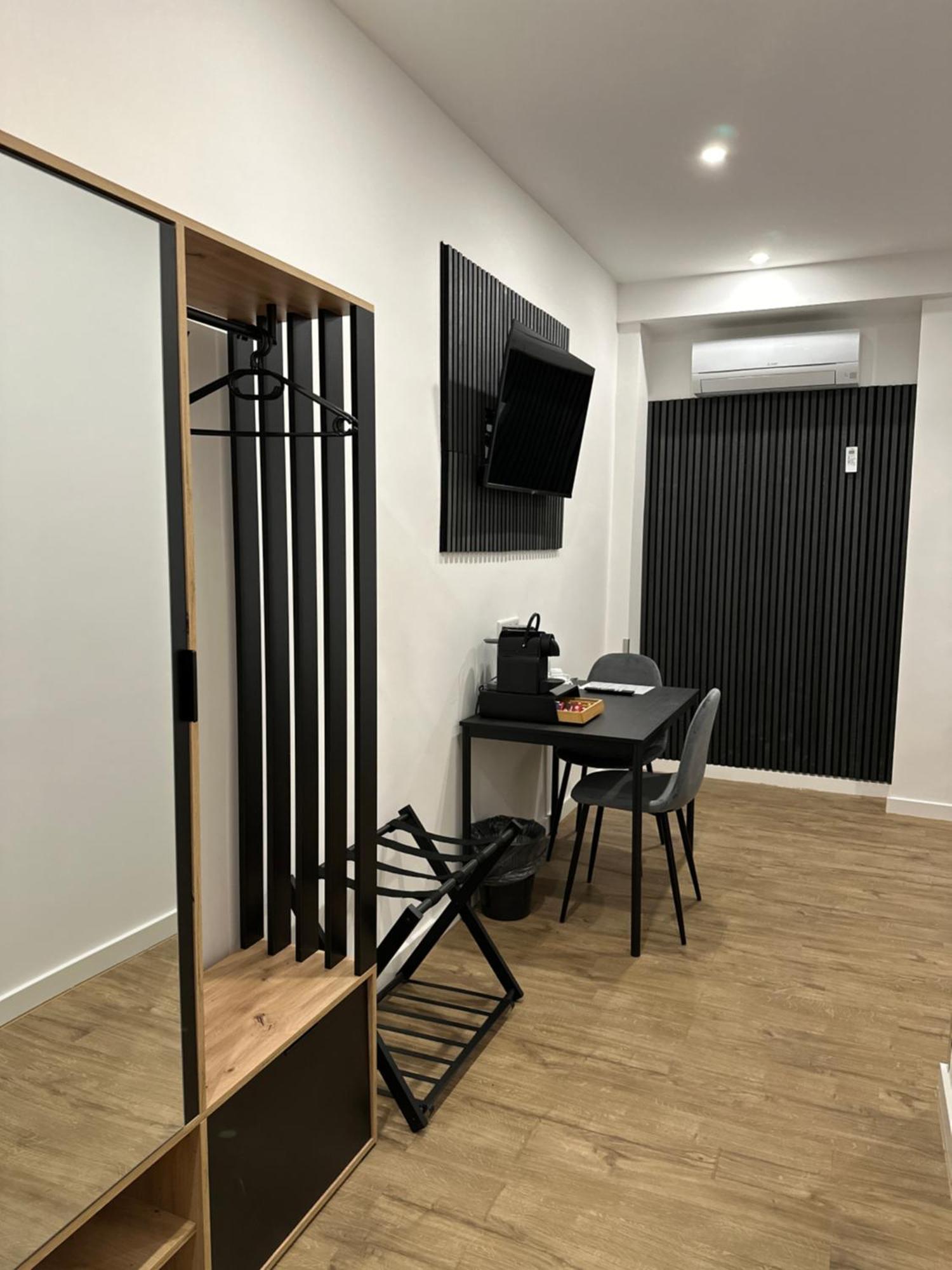 Toka Rooms - An Der Regiobahn เมทท์มานน์ ภายนอก รูปภาพ